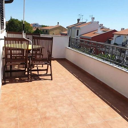 Apartments Berto - 500M To The Beach Ровин Екстериор снимка