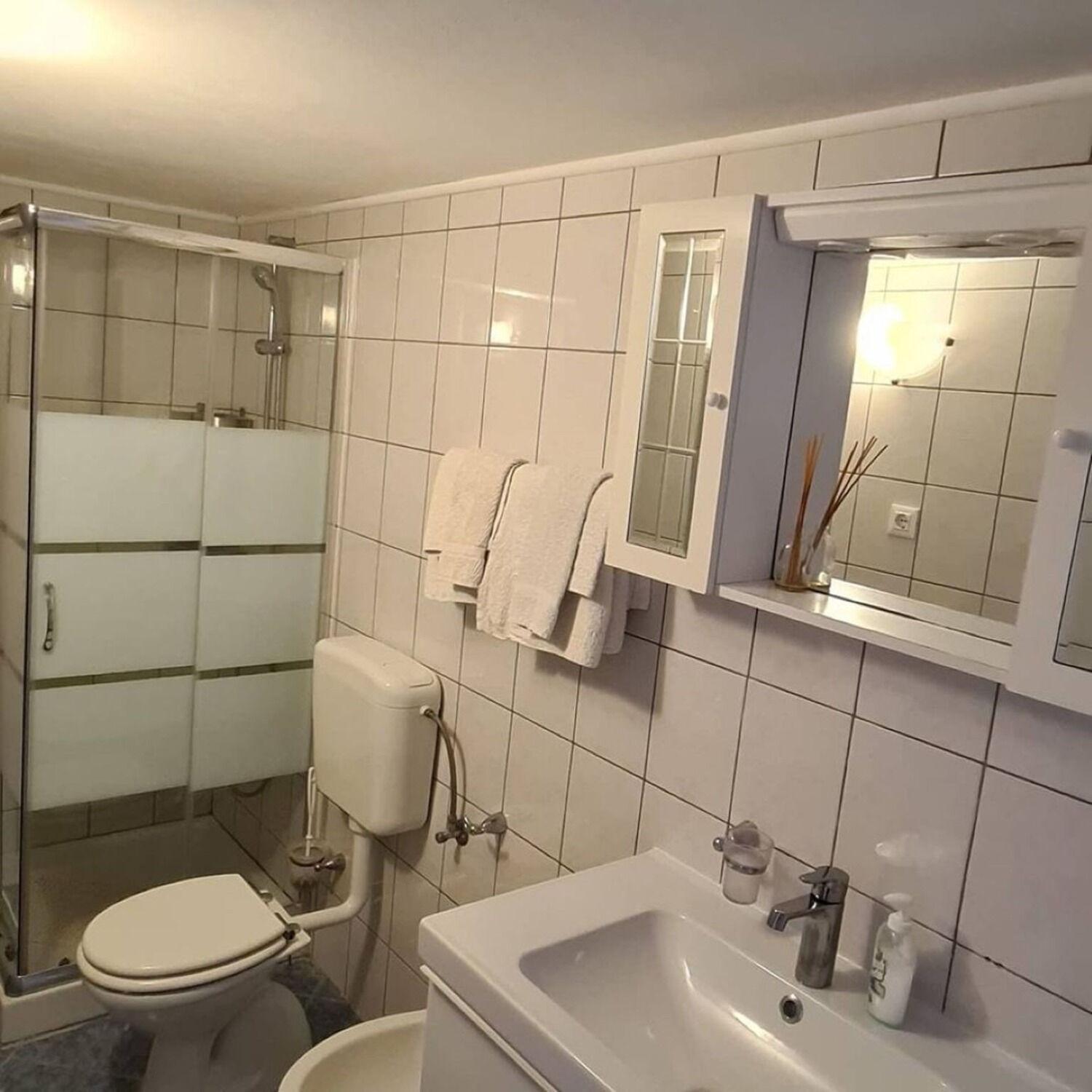 Apartments Berto - 500M To The Beach Ровин Екстериор снимка