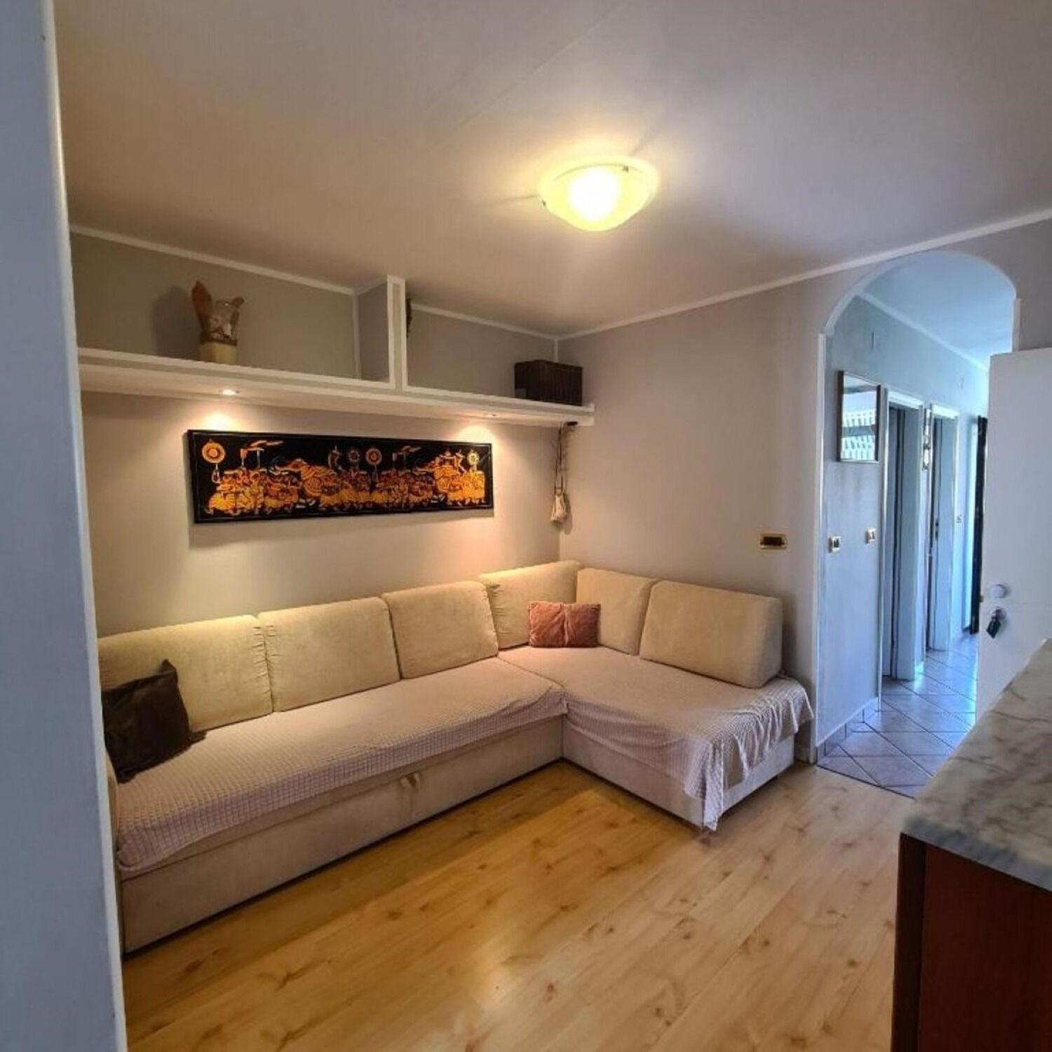 Apartments Berto - 500M To The Beach Ровин Екстериор снимка