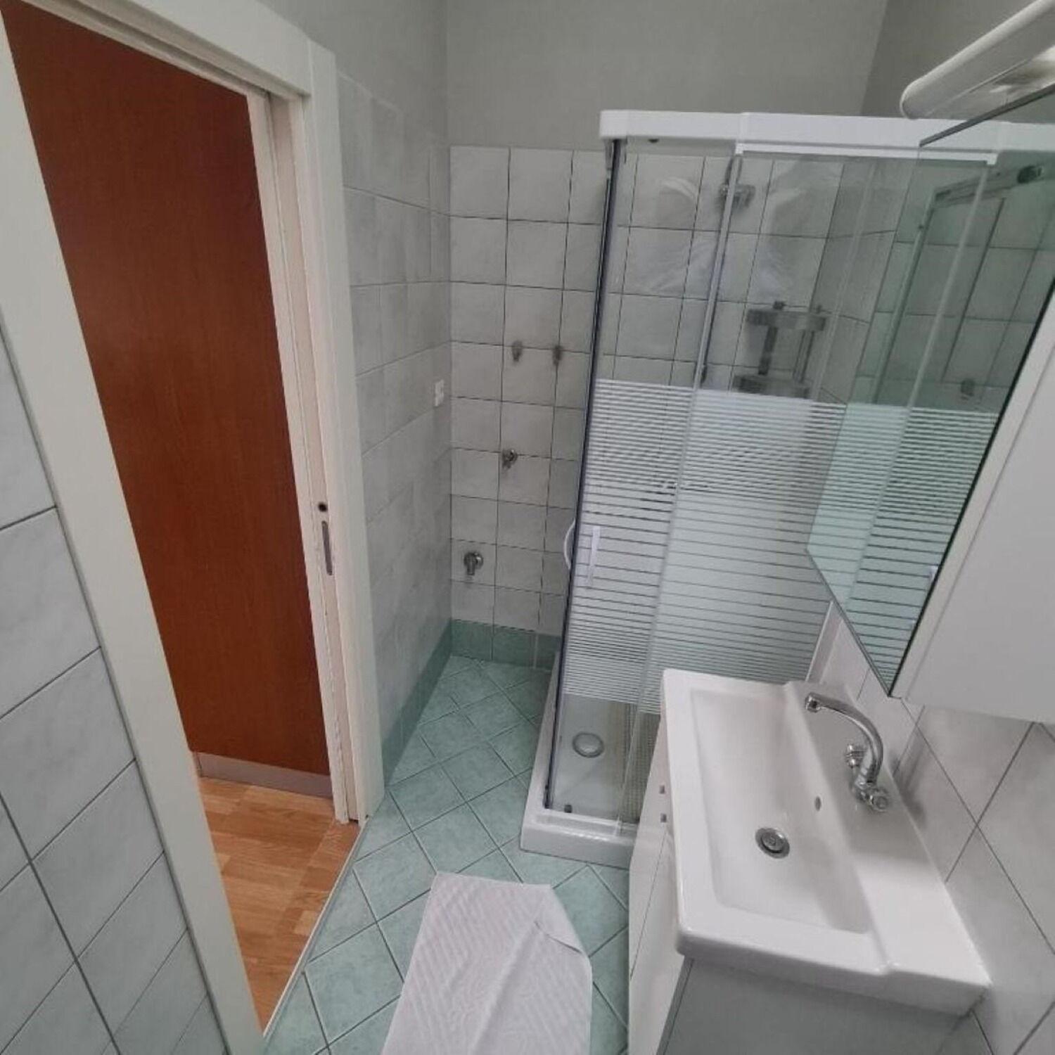 Apartments Berto - 500M To The Beach Ровин Екстериор снимка