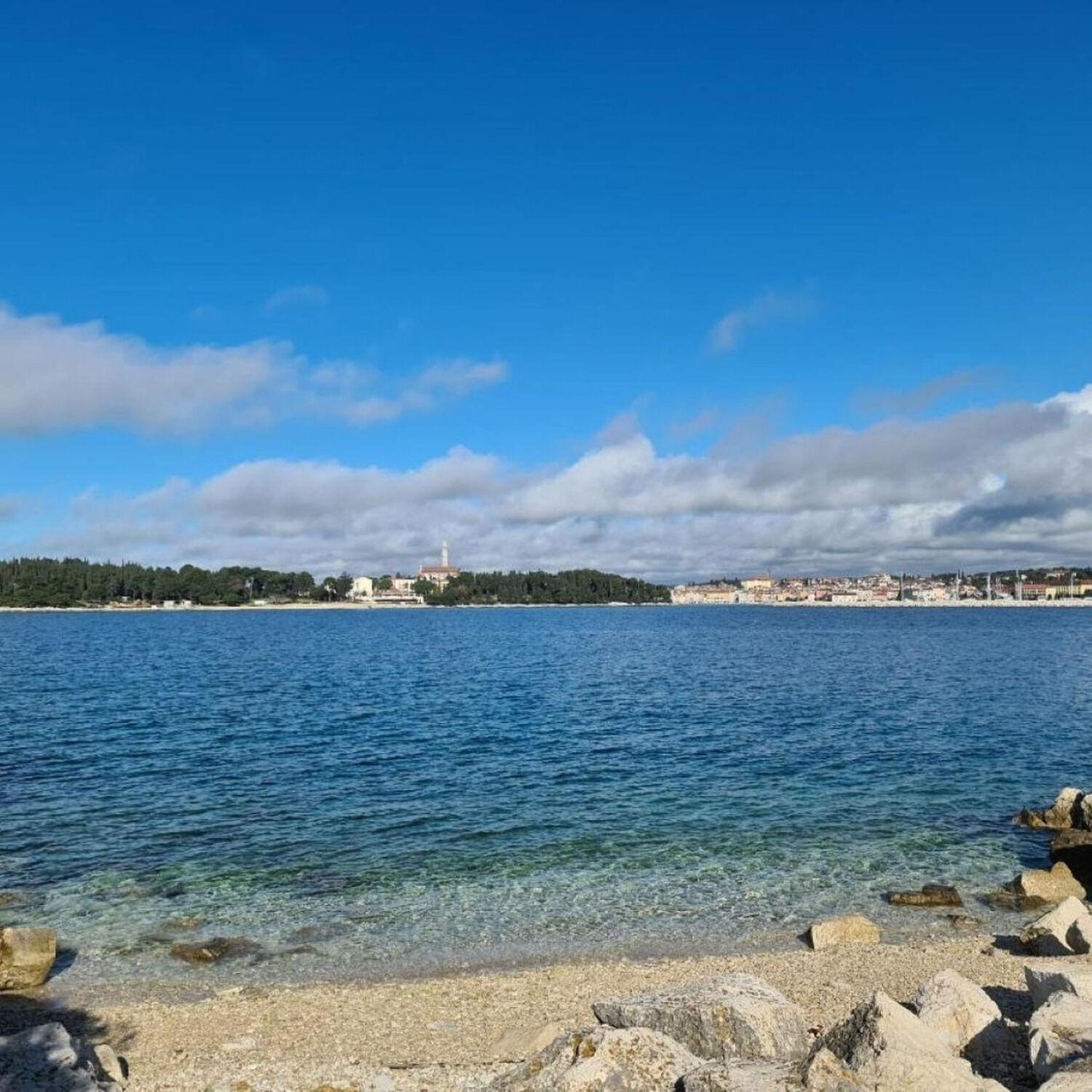 Apartments Berto - 500M To The Beach Ровин Екстериор снимка
